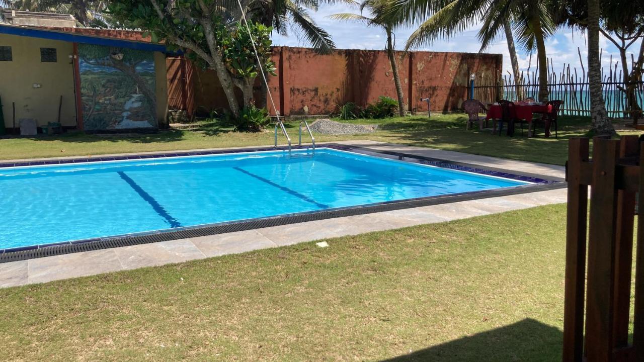 Airy Dale Guesthouse Ambalangoda  Extérieur photo